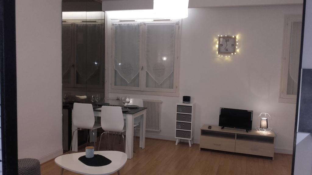 Appartement Le Gambetta 트루아 외부 사진